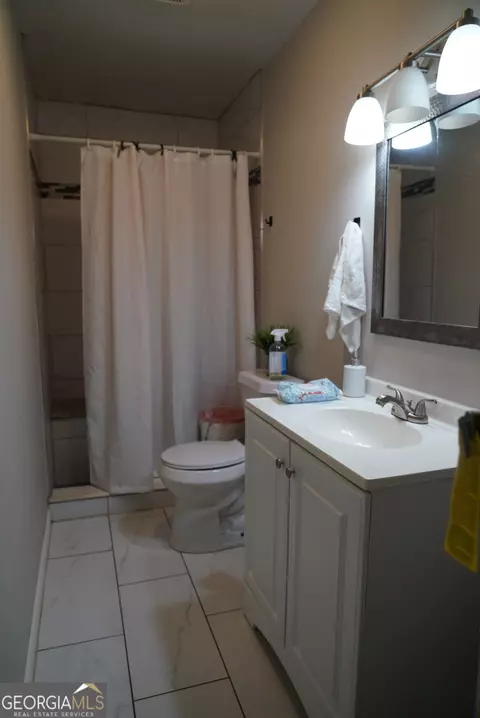 1013 Laurel St, Morrow, GA 30260 photo 8