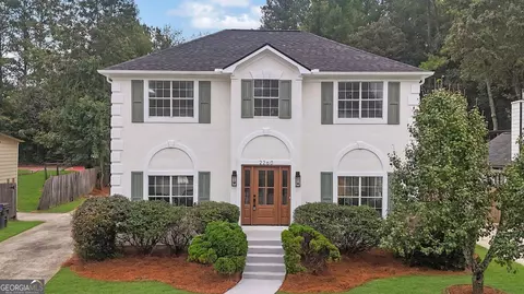 2260 Waterford Park Dr, Lawrenceville, GA 30044