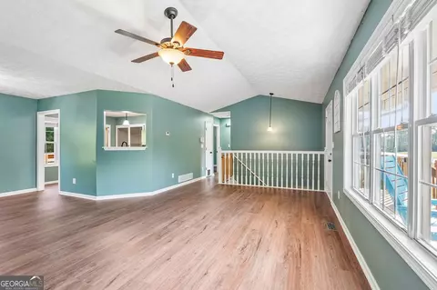 Living - 202 White Pine Ln, Temple, GA 30179 photo 5 of 6