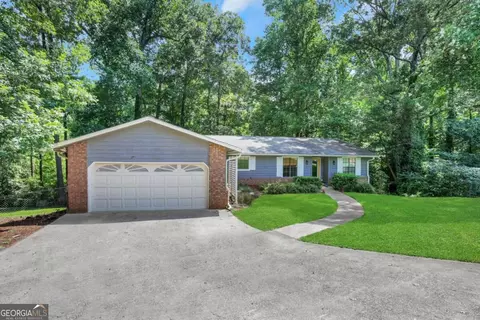 4729 Mockernut Ct SW, Lilburn, GA 30047