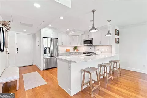 2965 Pharr Court South NW # 416, Atlanta, GA 30305