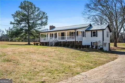 5333 Pine Valley Rd SW, Powder Springs, GA 30127