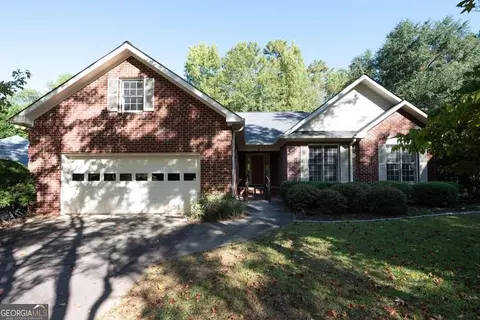 220 Meadow Creek Dr, Athens, GA 30605
