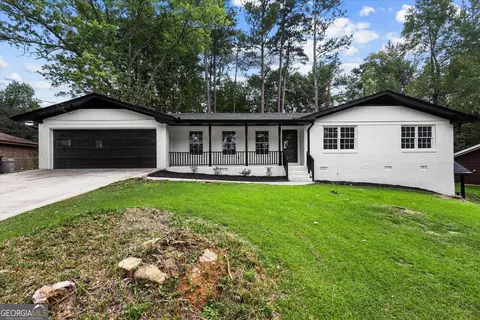 1674 Lamancha Dr NW, Lawrenceville, GA 30044