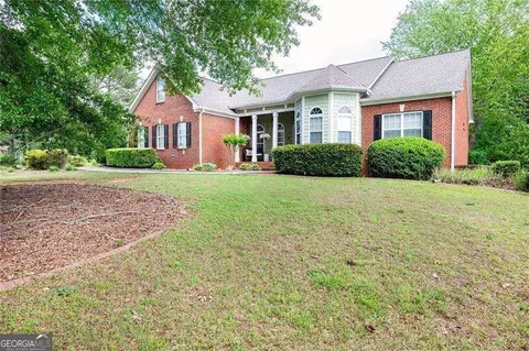 1510 Pecan Plantation Ct, Loganville, GA 30052