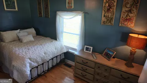 Bedroom - 10540 Estes Rd, Macon, GA 31210 photo 2 of 9