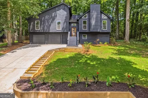 85 Geraldine Dr SE, Smyrna, GA 30082