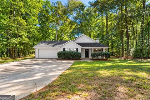 2633 Highway 54, Moreland, GA 30259