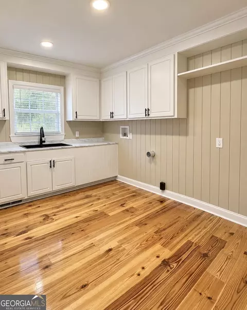 Other - 405 N Broughton St, Ailey, GA 30410 photo 1 of 2