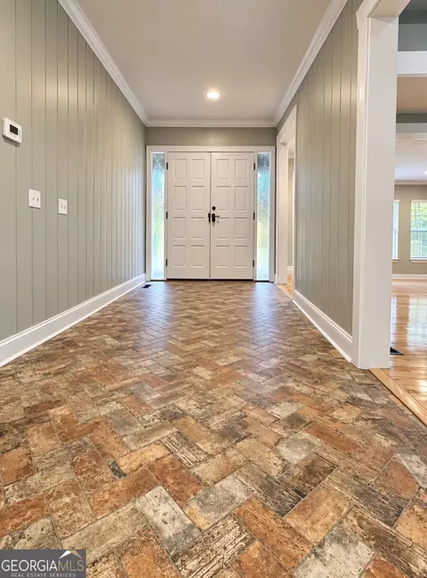 Entry Way - 405 N Broughton St, Ailey, GA 30410 photo 1 of 2