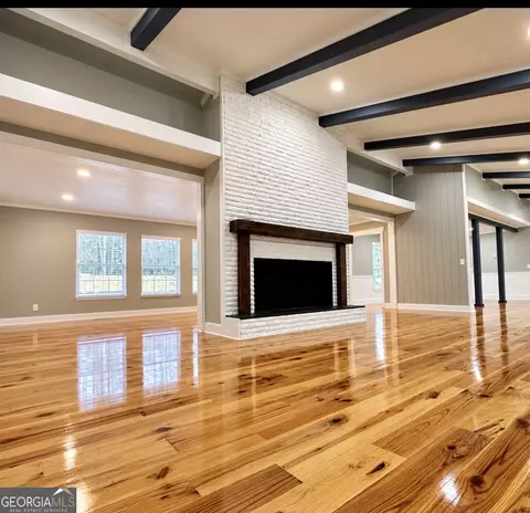 Living - 405 N Broughton St, Ailey, GA 30410 photo 1 of 4