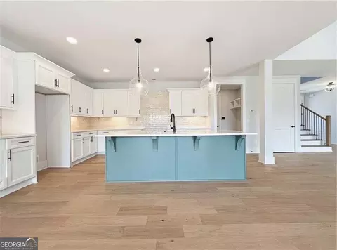 Kitchen - 141 Palisade Dr, Rydal, GA 30171 photo 4 of 4