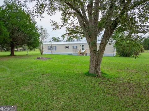 601 Walker Rd, Waycross, GA 31501