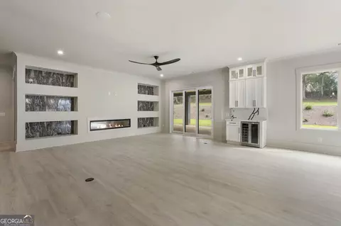 Living - 471 Thunder Rd, Buford, GA 30518 photo 2 of 5