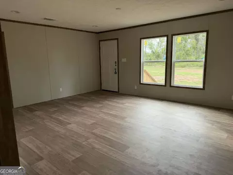 Living - 1509 E 4th St Ext, Alma, GA 31510 photo 1 of 4