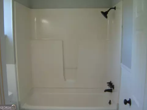 Bath - 1703 E 3rd Ct, Lanett, AL 36863 photo 1 of 4