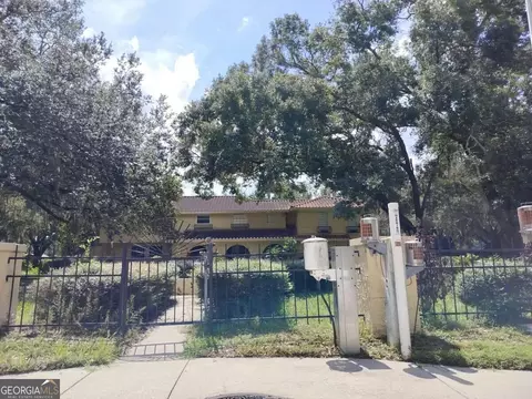1101 Mendonsa Rd, Plant City, FL 33563