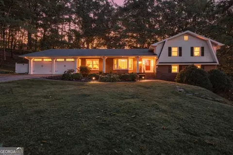 2555 Ridge Park Dr, Cumming, GA 30040