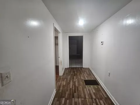 Entry Way - 14 Mill St, Jackson, GA 30233 photo 1 of 3
