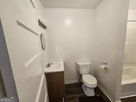 Bath - 14 Mill St, Jackson, GA 30233 photo 1 of 3