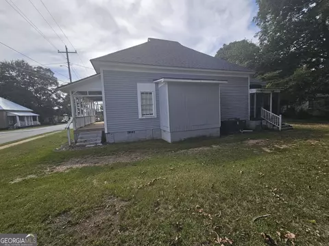 Exterior - 14 Mill St, Jackson, GA 30233 photo 2 of 3