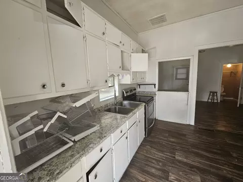 Kitchen - 14 Mill St, Jackson, GA 30233 photo 1 of 1