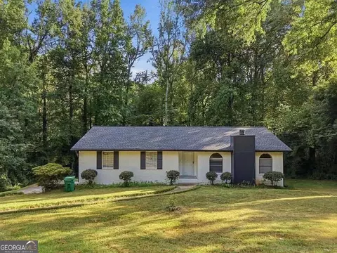 611 Navarre Dr, Stone Mountain, GA 30087