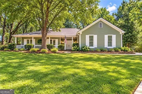 1203 Wynford Colony SW, Marietta, GA 30064