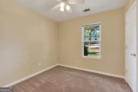 Bedroom - 112 Starlake Dr, Jackson, GA 30233 photo 5 of 6