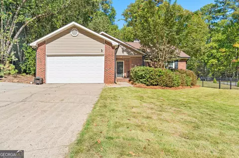 200 Chardonay Ct, Peachtree City, GA 30269