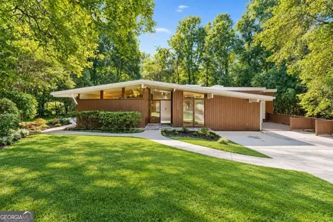 1213 Poplar Grove Dr NE, Atlanta, GA 30306