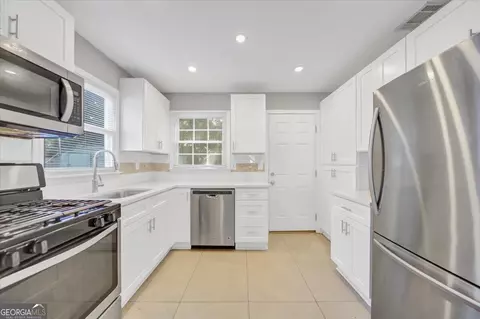 Kitchen - 3014 E Point St, Atlanta, GA 30344 photo 1 of 3