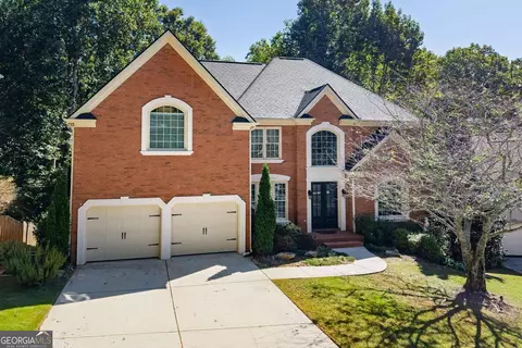 290 Edwardton Ct, Roswell, GA 30076