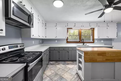 Kitchen - 7388 Post Rd, Winston, GA 30187 photo 1 of 3