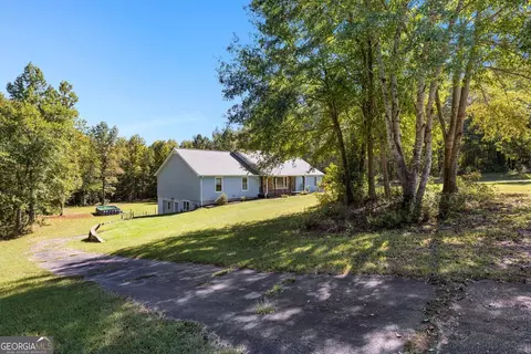 Exterior - 7388 Post Rd, Winston, GA 30187 photo 5 of 11