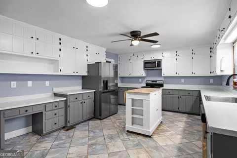 Kitchen - 7388 Post Rd, Winston, GA 30187 photo 3 of 3