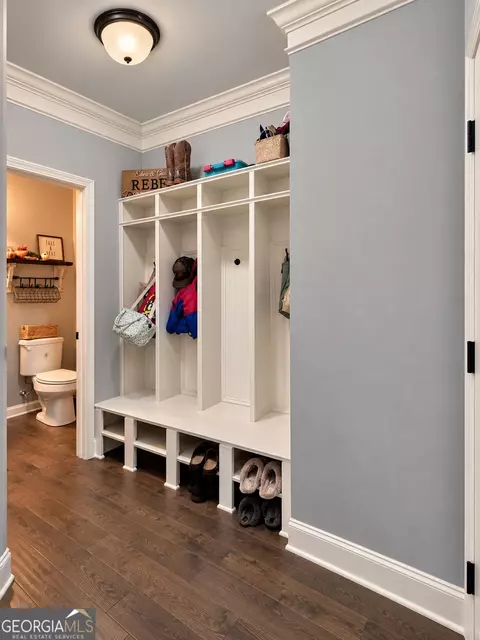Entry Way - 424 Post Oak Way, Warner Robins, GA 31088 photo 6 of 8