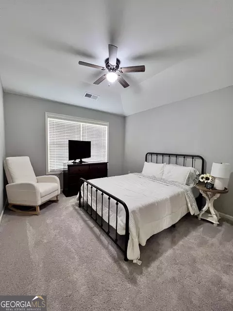 Bedroom - 424 Post Oak Way, Warner Robins, GA 31088 photo 7 of 8