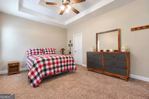 Bedroom - 662 Grove St, Barnesville, GA 30204 photo 5 of 5