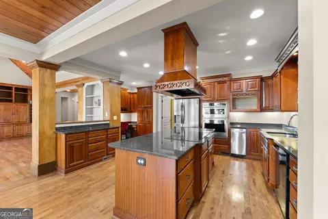 Kitchen - 44 Sassafras Rdg, Jasper, GA 30143 photo 1 of 4