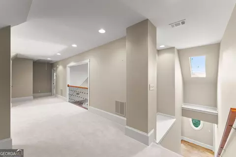 Entry Way - 44 Sassafras Rdg, Jasper, GA 30143 photo 1 of 2