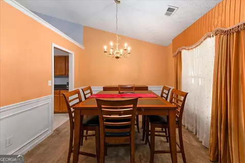 Dining - 190 Meadowbrook Ct, Covington, GA 30016 photo 1 of 3