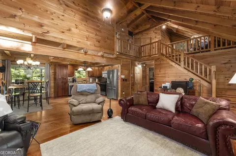 Living - 677 E Valley Rd NE, Rydal, GA 30171 photo 1 of 4
