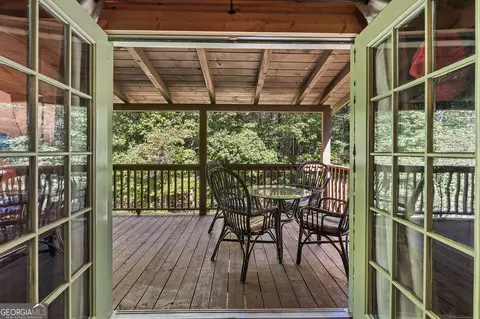 Exterior - 677 E Valley Rd NE, Rydal, GA 30171 photo 9 of 16