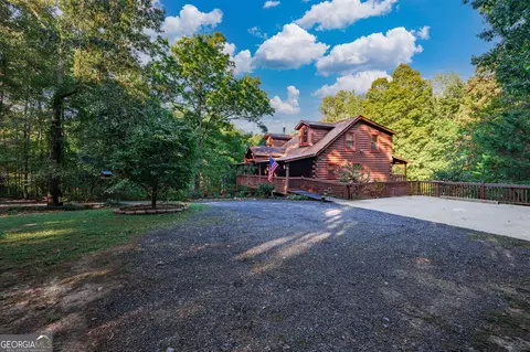 Exterior - 677 E Valley Rd NE, Rydal, GA 30171 photo 3 of 16