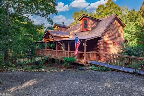 Exterior - 677 E Valley Rd NE, Rydal, GA 30171 photo 2 of 16