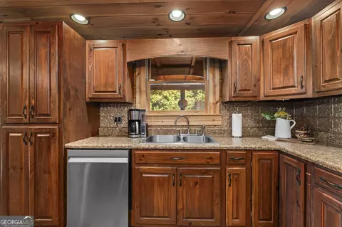 Kitchen - 677 E Valley Rd NE, Rydal, GA 30171 photo 4 of 4