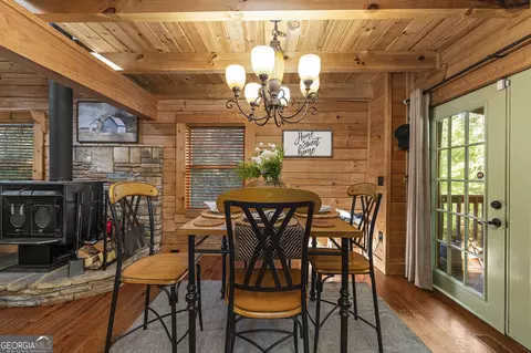 Dining - 677 E Valley Rd NE, Rydal, GA 30171 photo 1 of 2