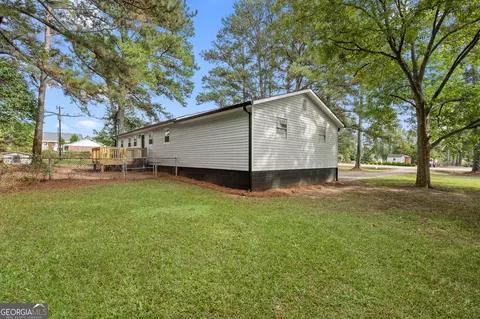 Exterior - 2563 Highway 81 E, Mcdonough, GA 30252 photo 5 of 9
