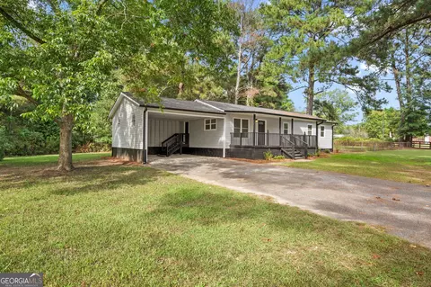Exterior - 2563 Highway 81 E, Mcdonough, GA 30252 photo 2 of 9